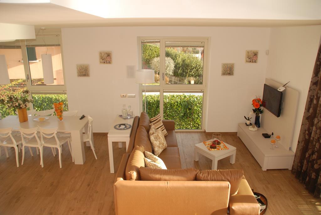Apartamento Residenza Simona Mezzegra Habitación foto