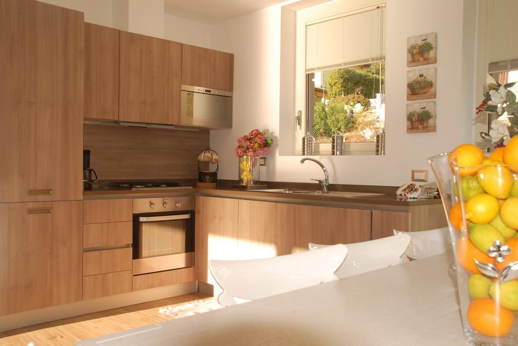 Apartamento Residenza Simona Mezzegra Habitación foto